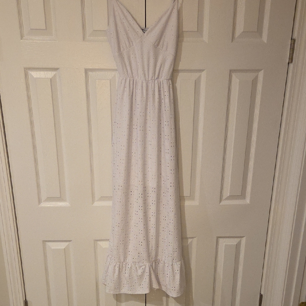 Rue21 Elegant White Eyelet Maxi Dress